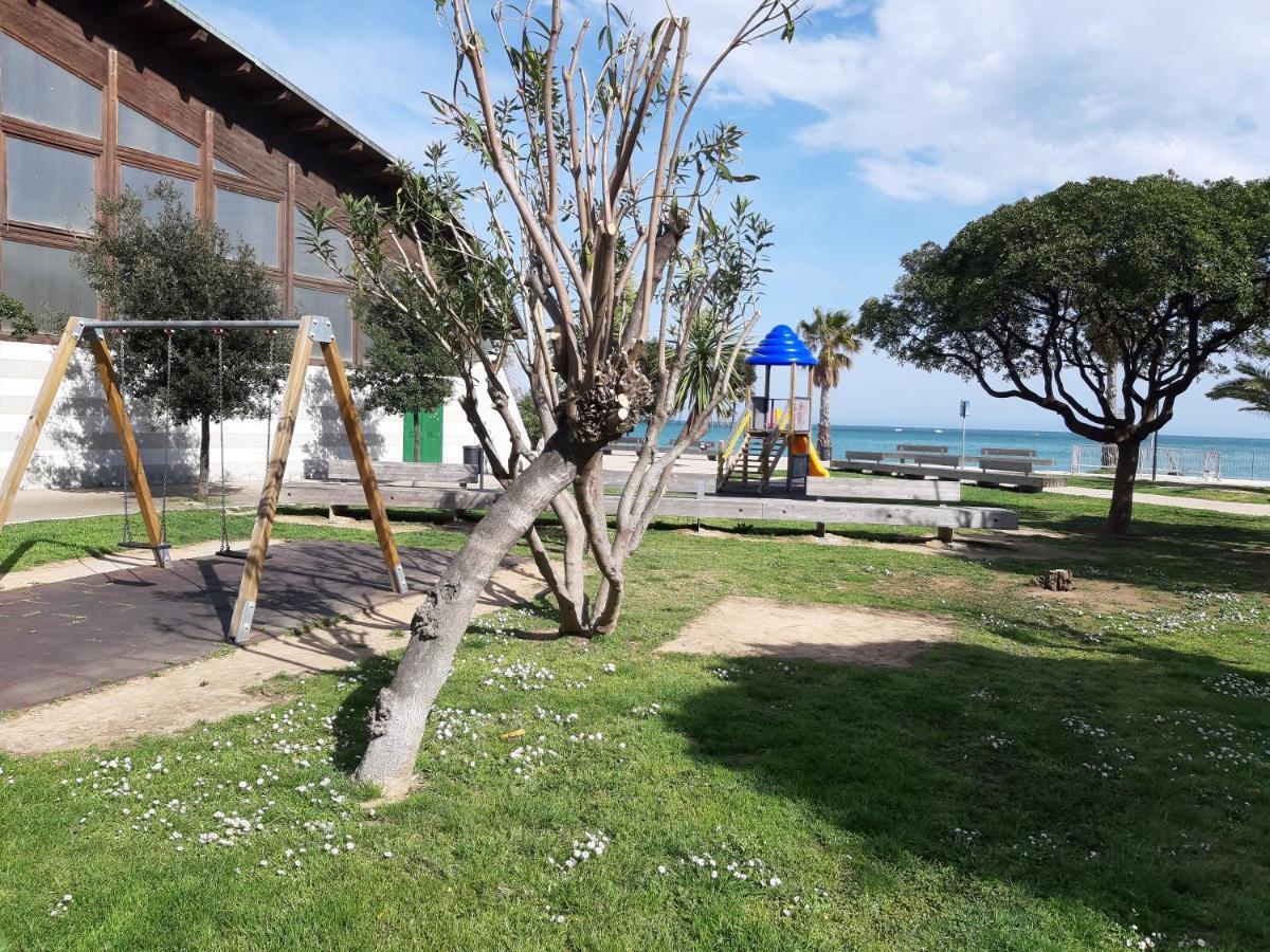 Lamberti Beach Apartment - 150 M From The Sea - Just Renewed - Wifi ซาโวนา ภายนอก รูปภาพ